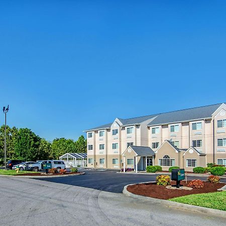 Quality Inn & Suites I-81 Exit 7 ブリストル エクステリア 写真