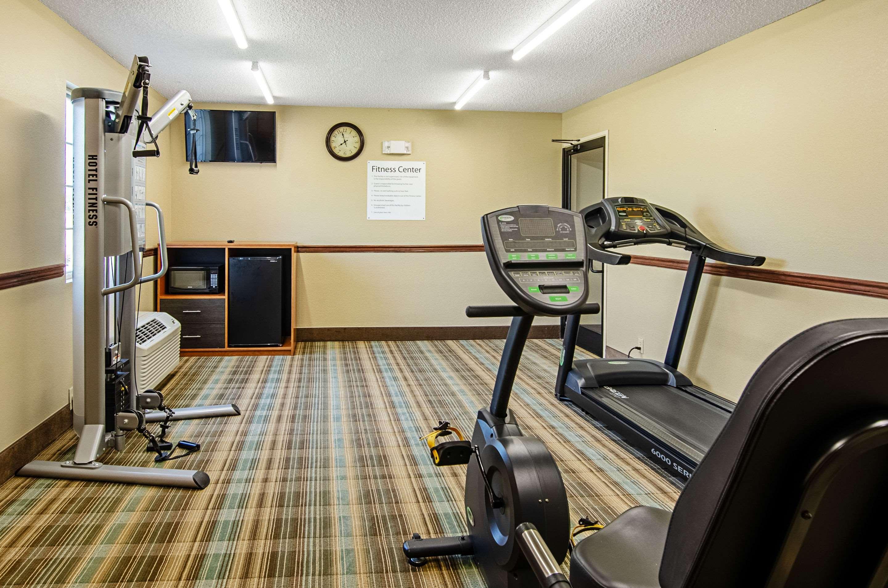 Quality Inn & Suites I-81 Exit 7 ブリストル エクステリア 写真
